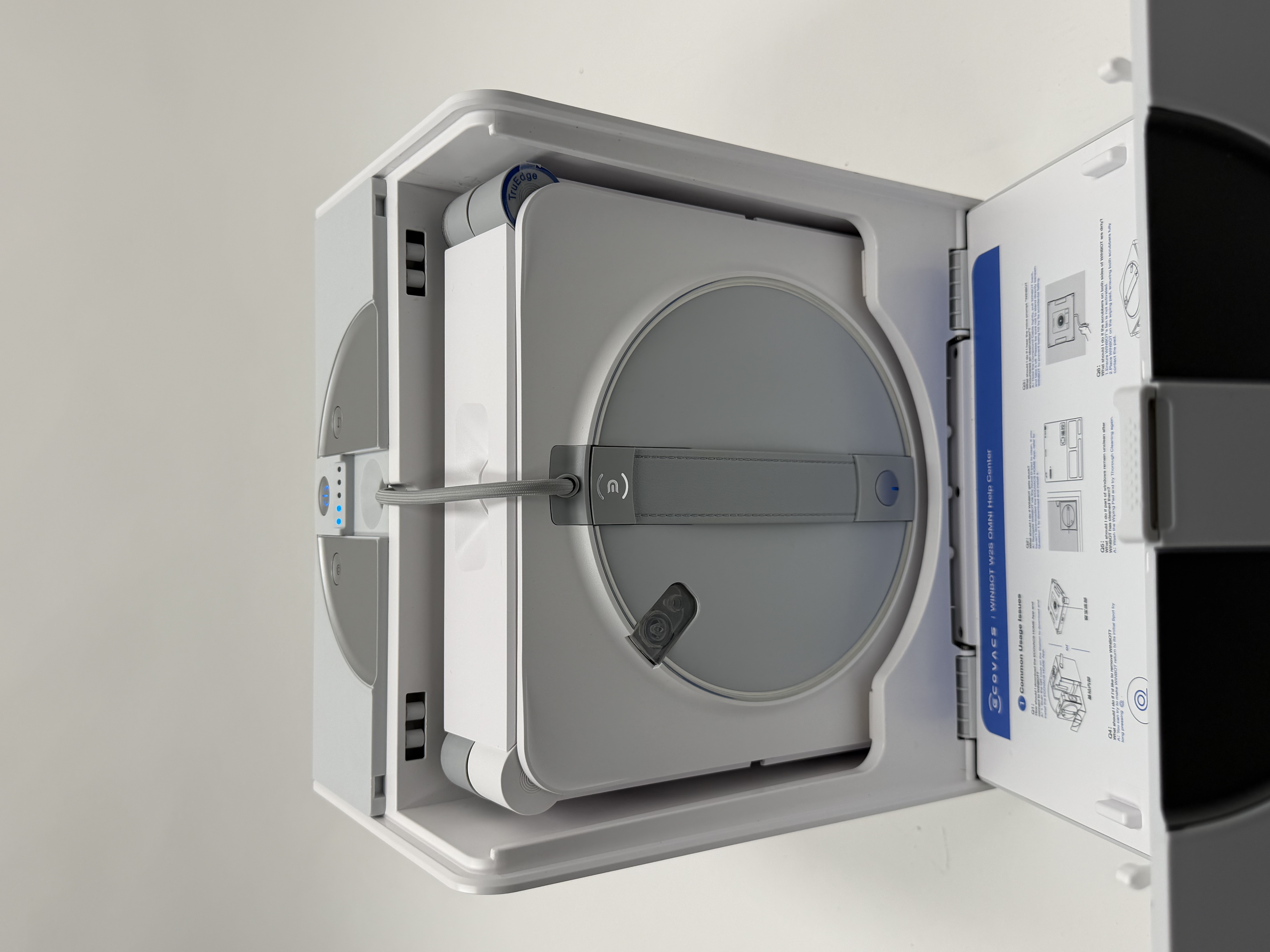 Ecovacs WINBOT W2S Omni langų valymo robotas