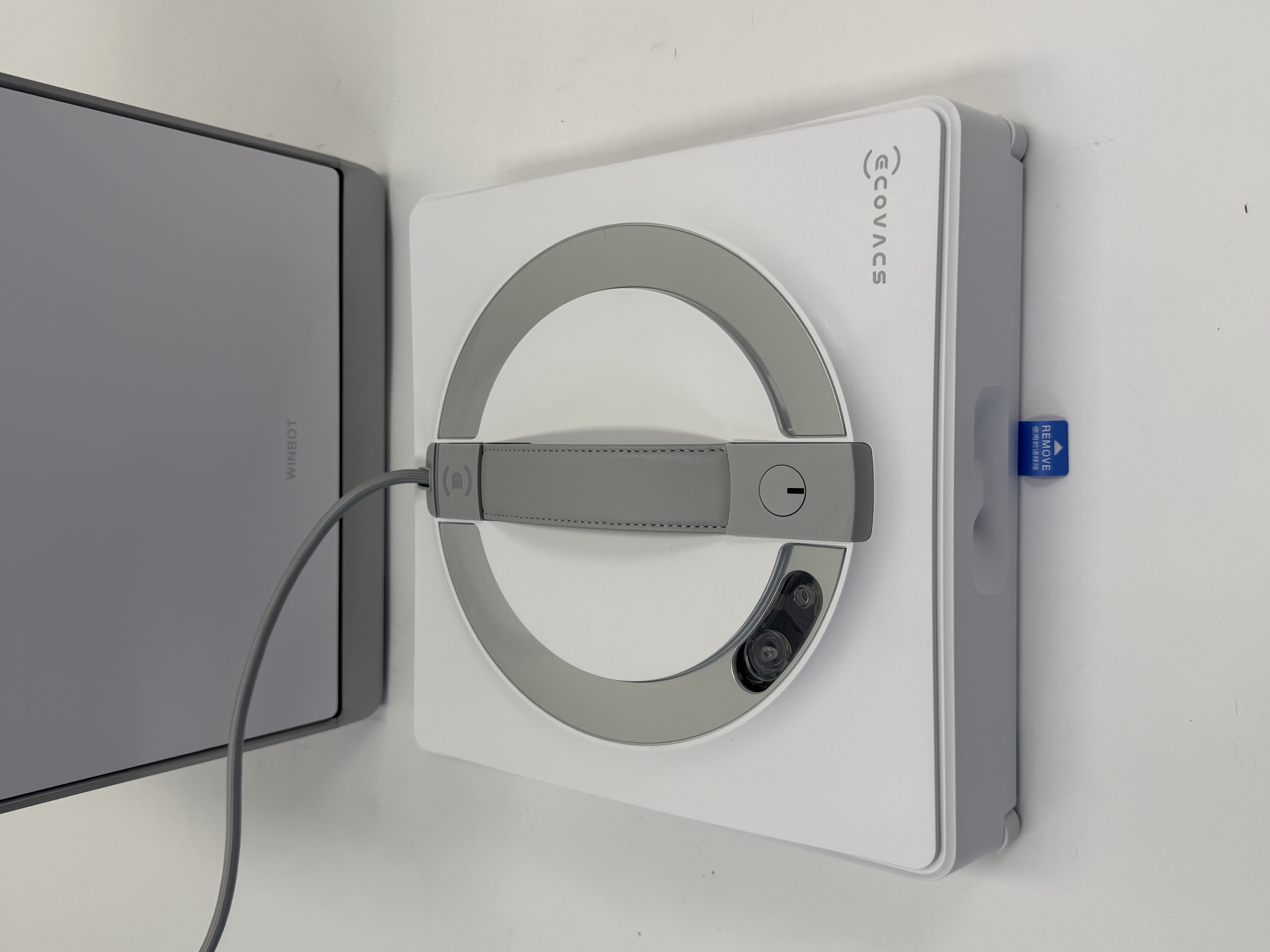 Ecovacs WINBOT W2 Pro Omni langų valymo robotas