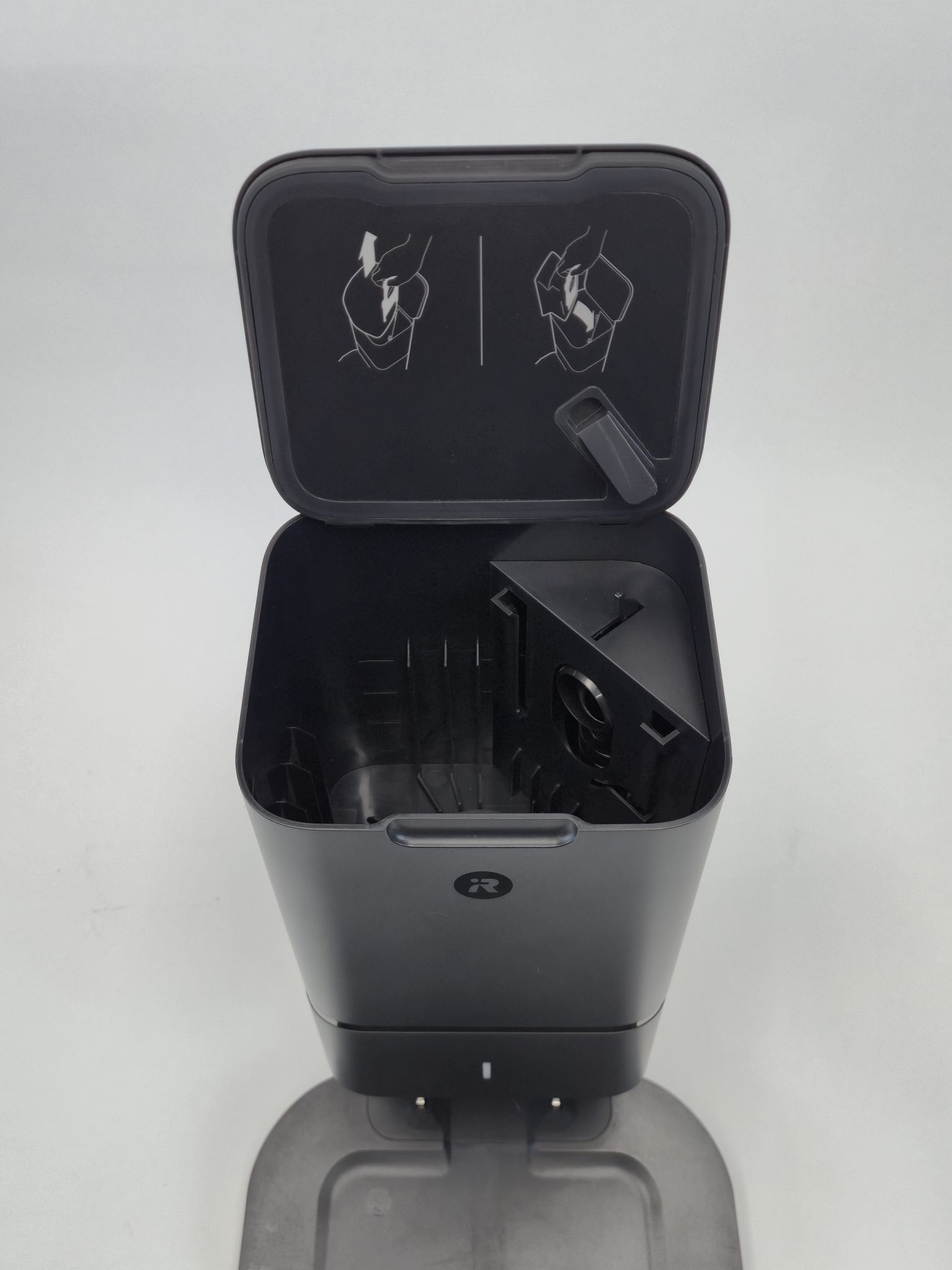 iRobot Roomba i5+ robotas siurblys
