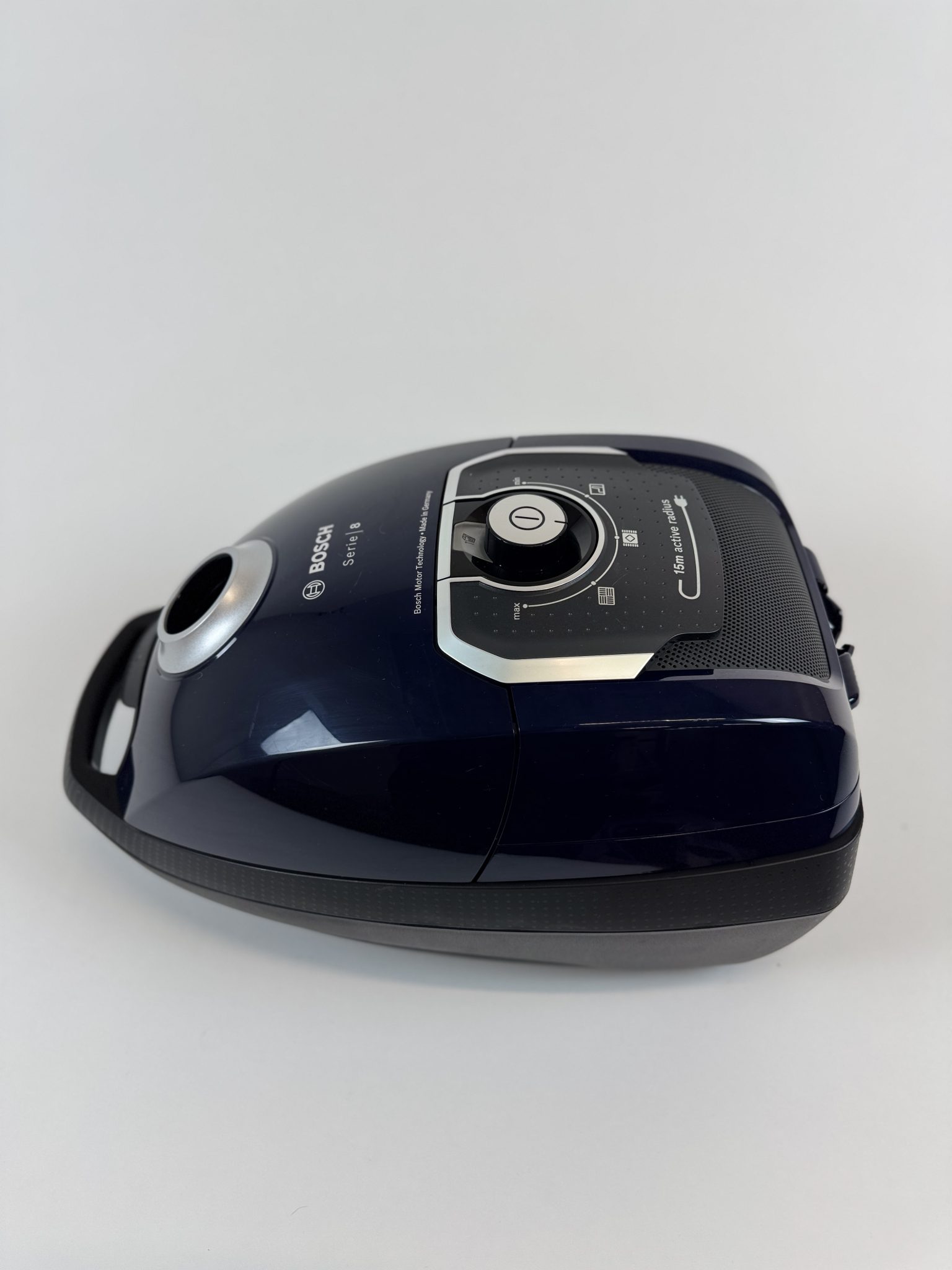 Bosch Serie 8 BGL8XPER dulkių siurblys