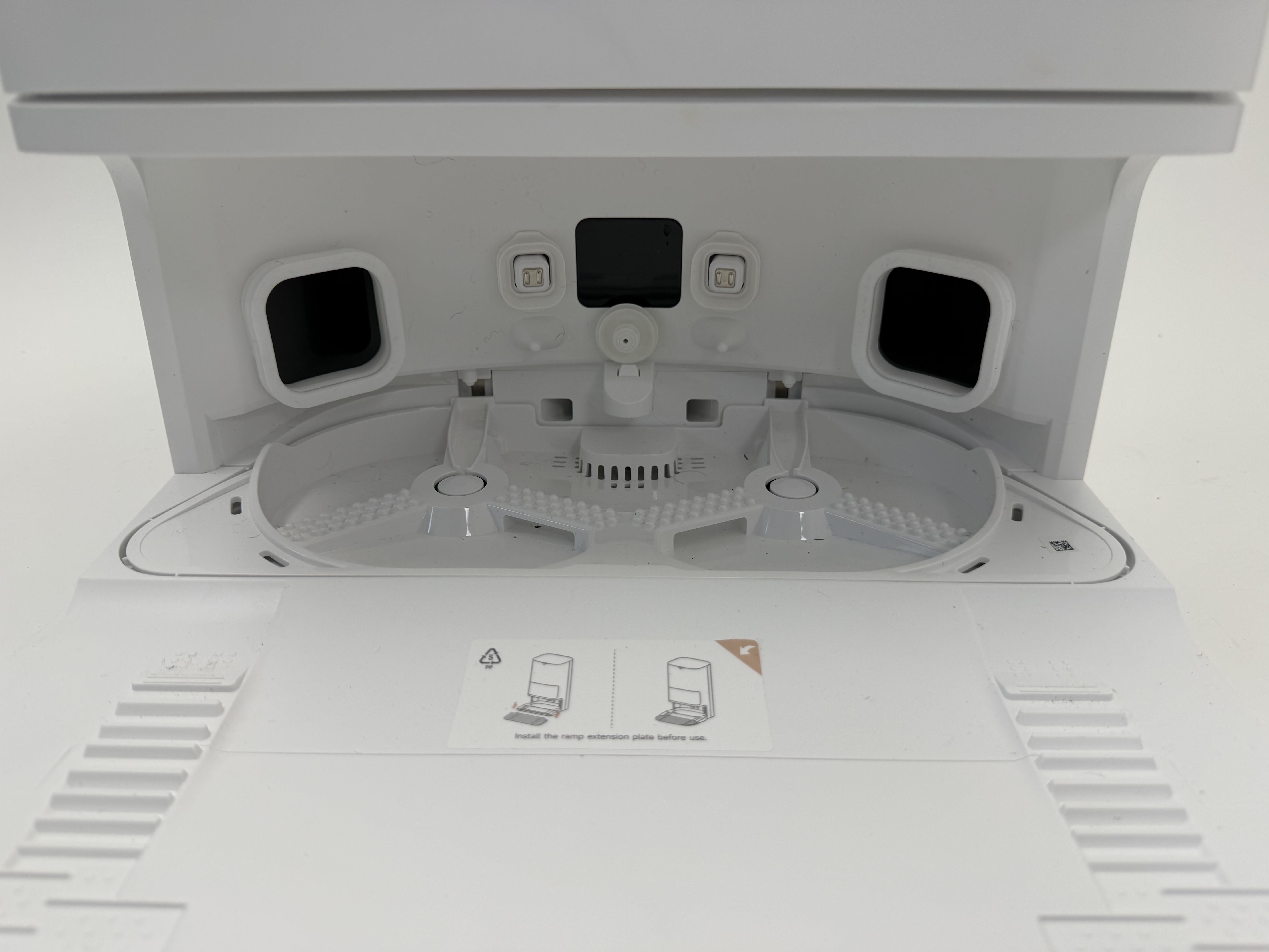 Mova E40 Ultra robotas siurblys