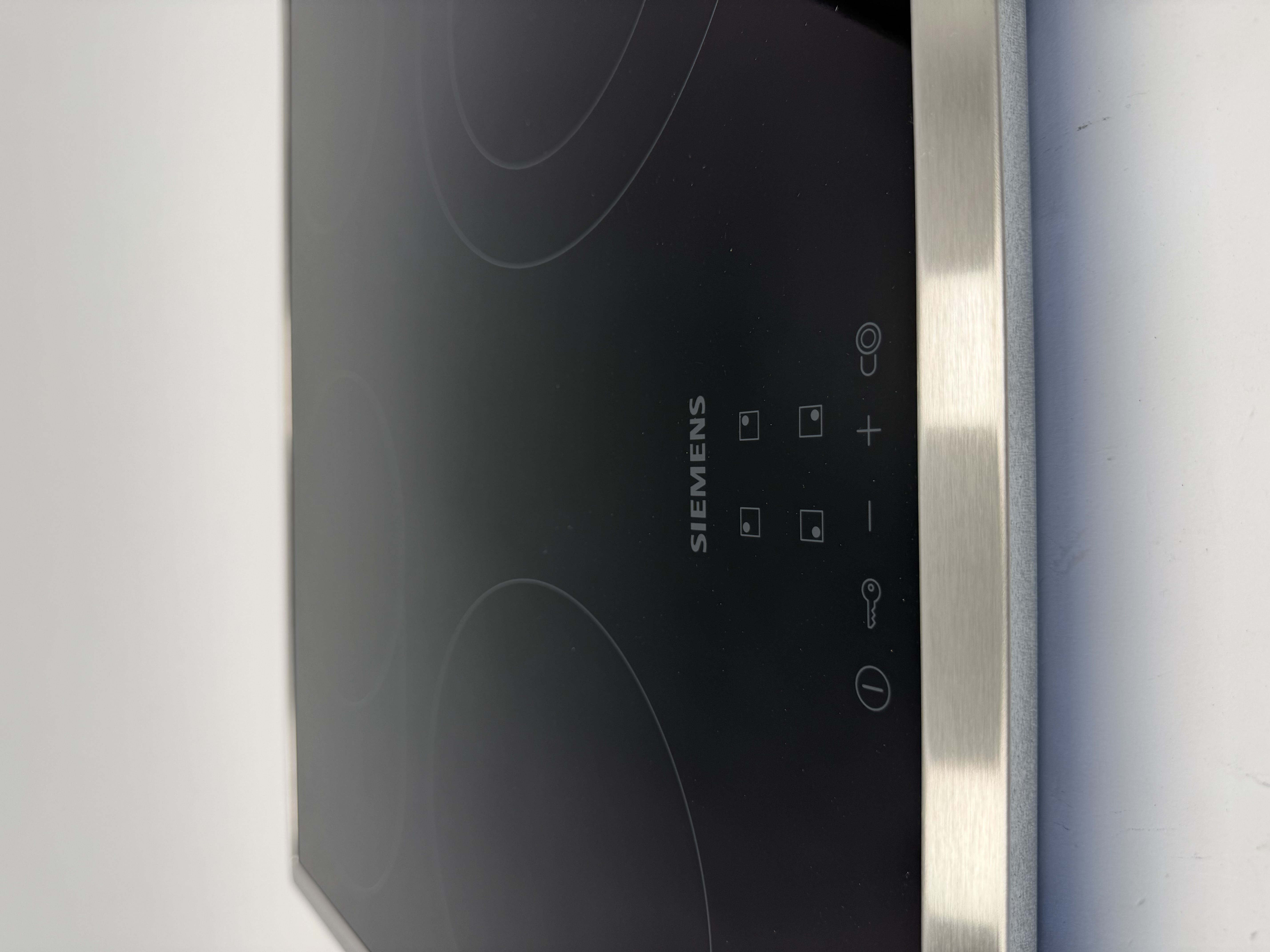 Siemens stiklo keraminė kaitlentė