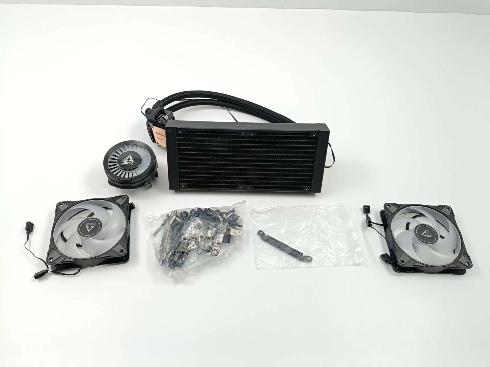 Cooler Master skysčio aušinimo sistema