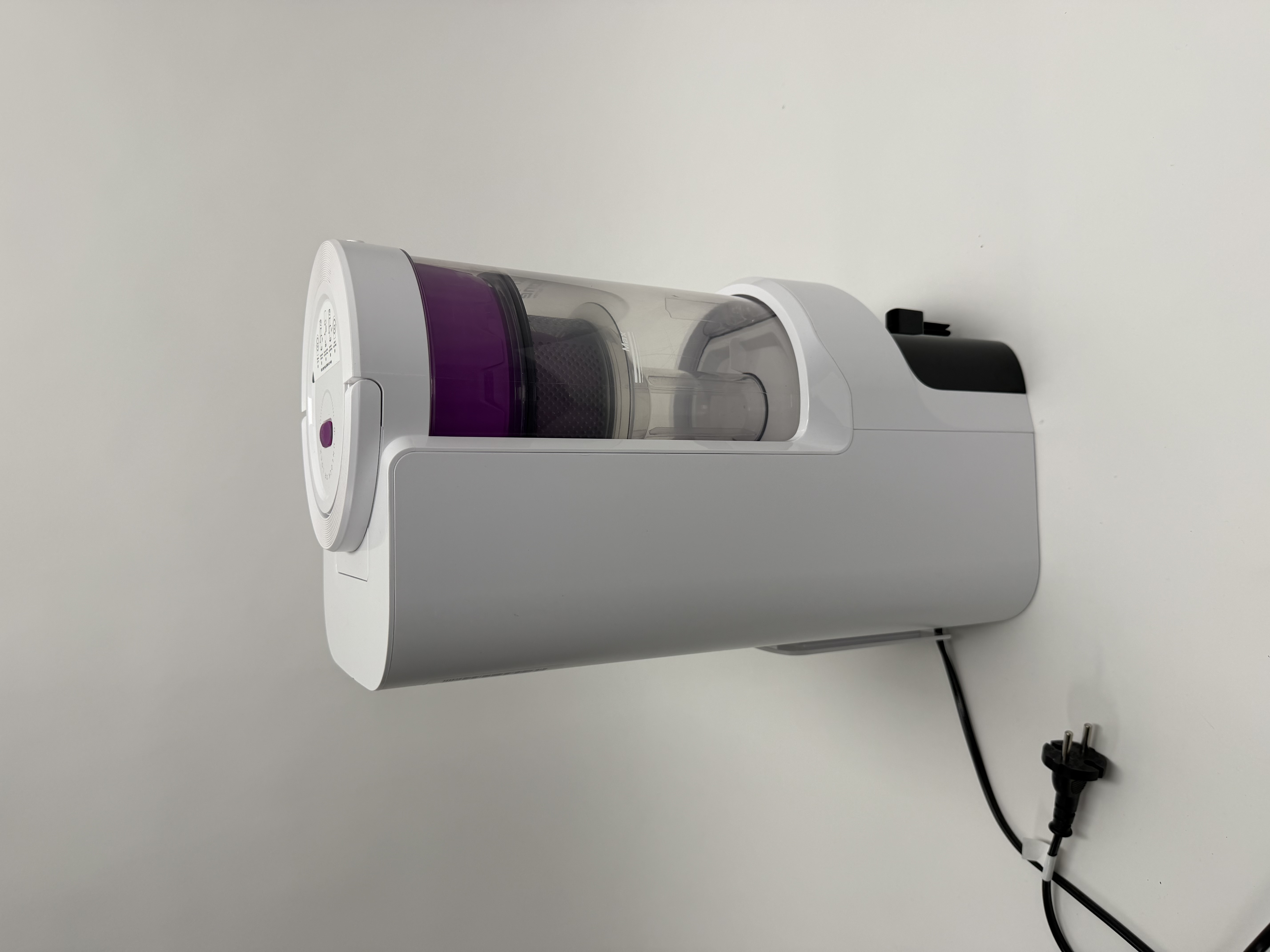 Eureka E20 Plus robotas siurblys