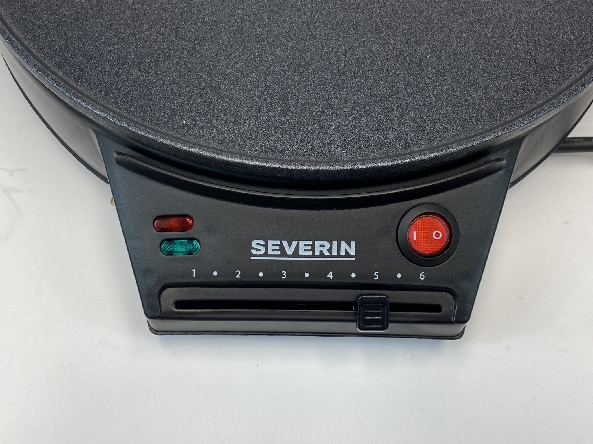Severin crepe kepimo aparatas