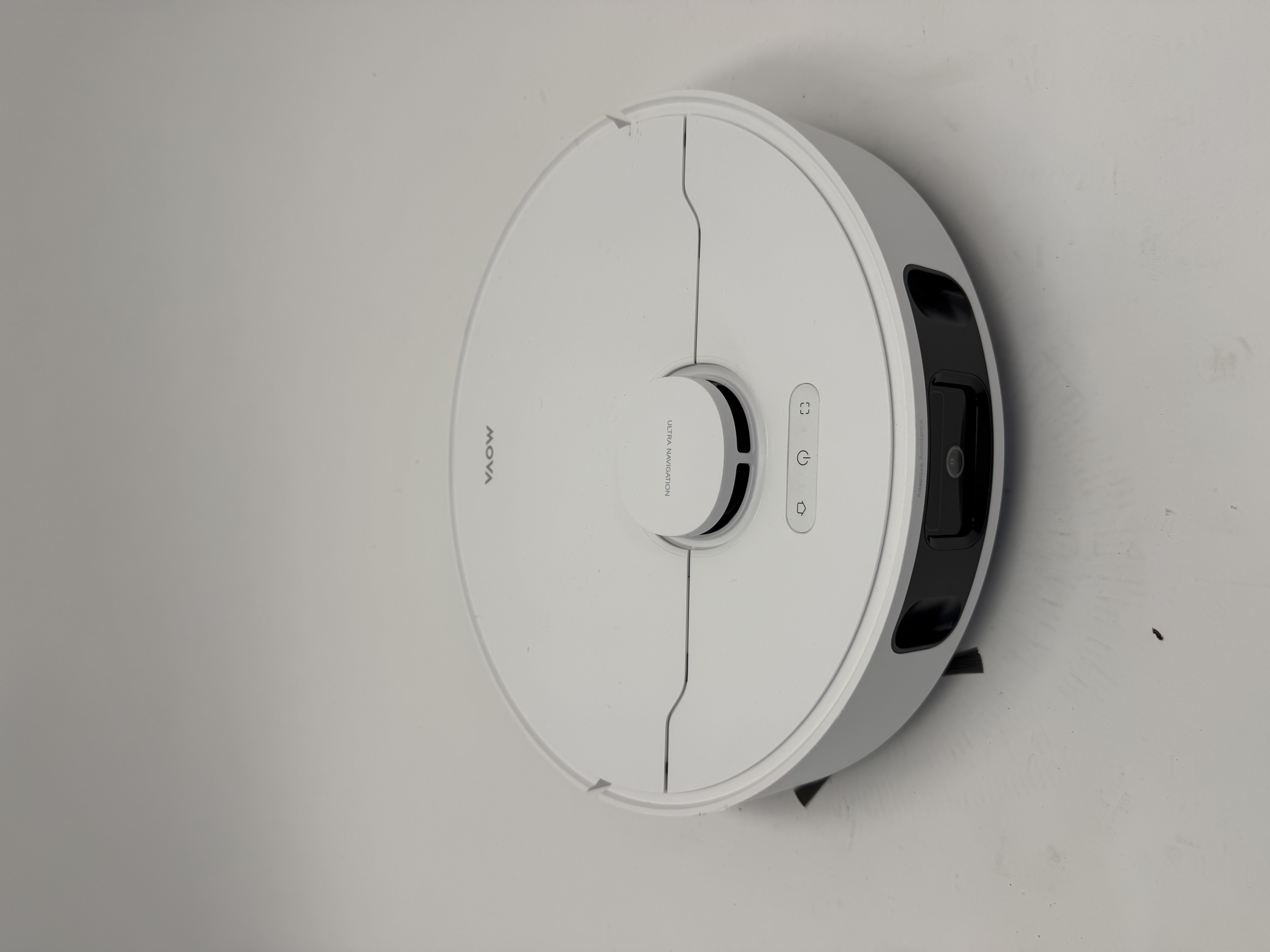 Mova E40 Ultra robotas siurblys