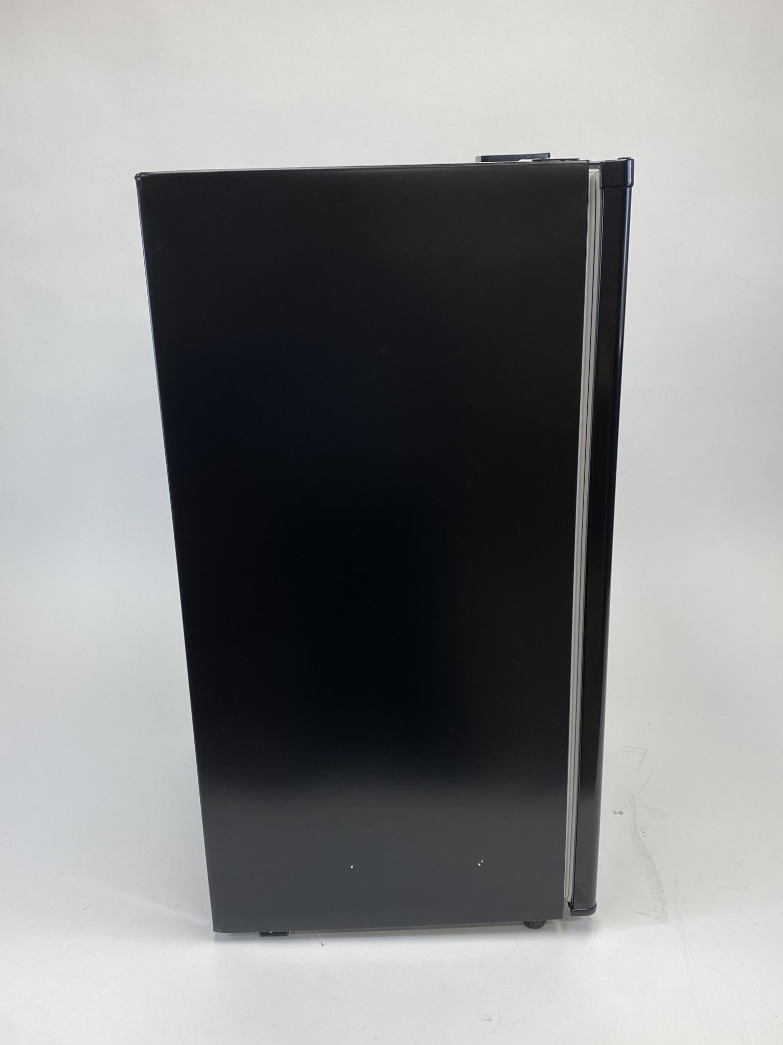 Amica AVK 3510 SW mini šaldytuvas