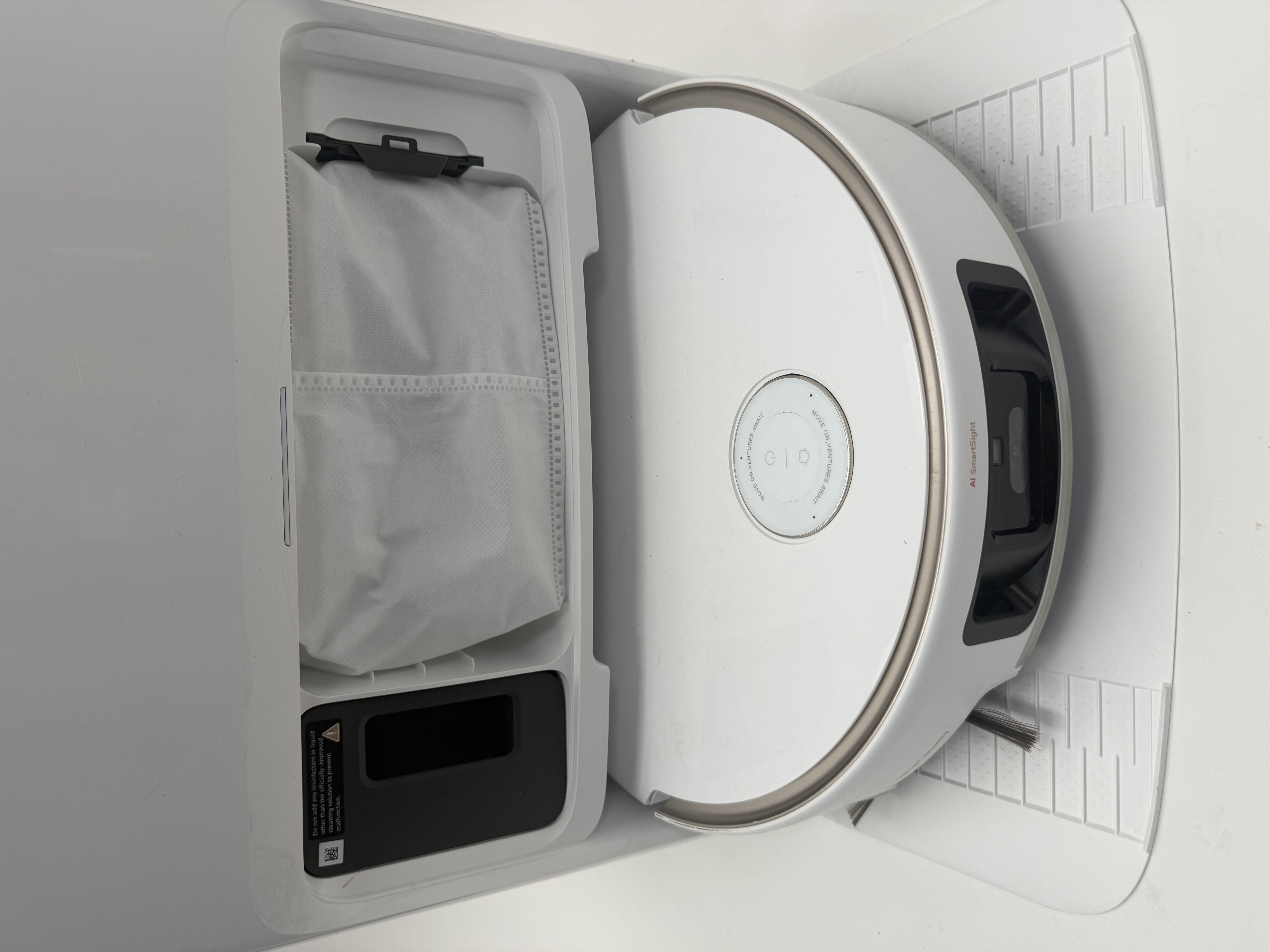 Mova v50 Ultra Complete robotas siurblys