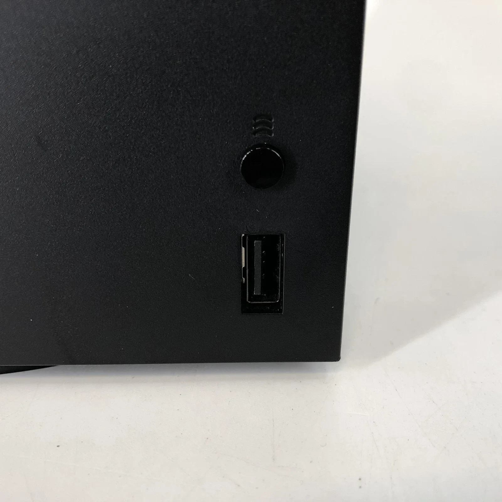 Xbox Series X žaidimų konsolė