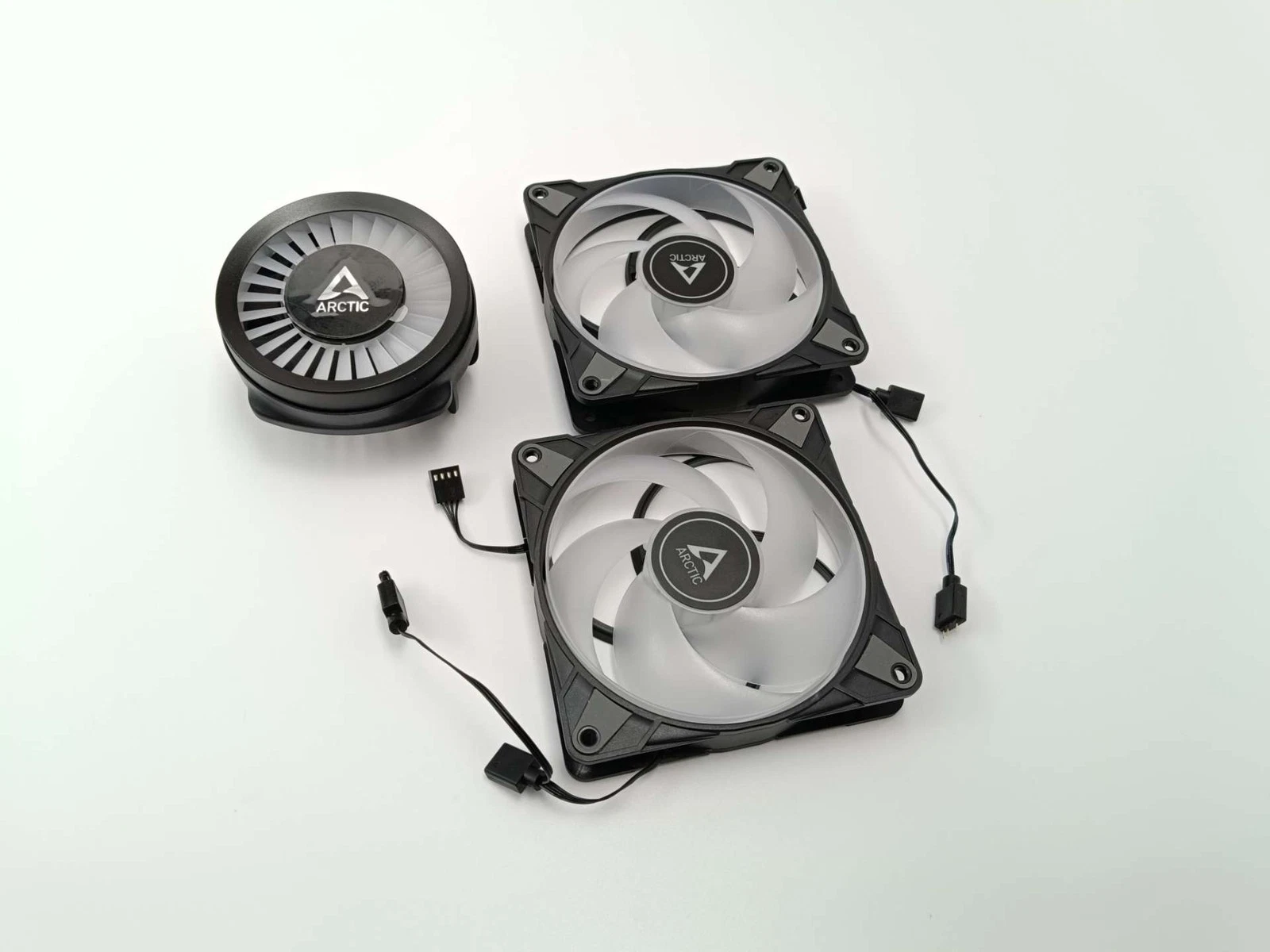Cooler Master skysčio aušinimo sistema