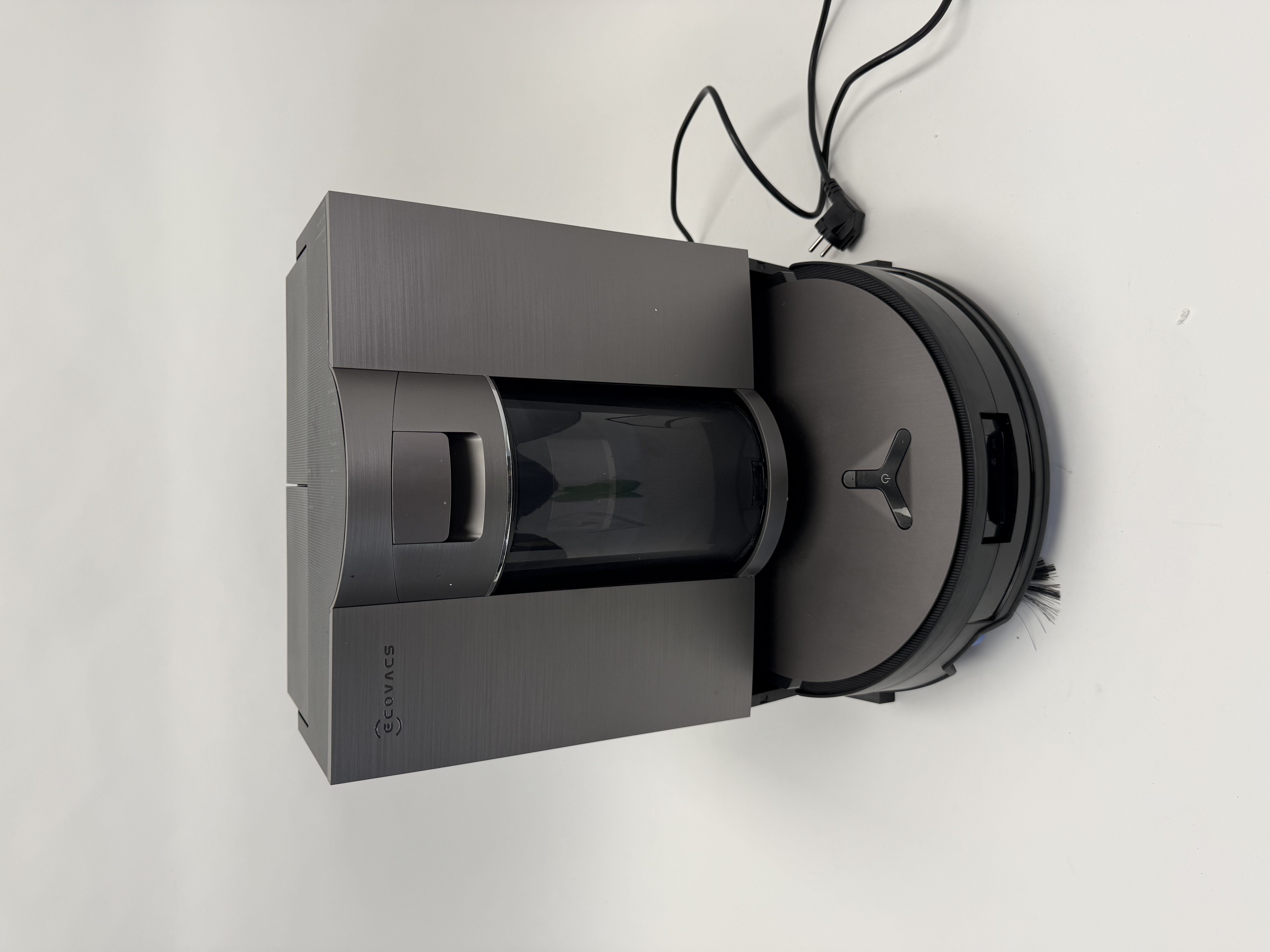 Ecovacs X11 OMNICYCLONE robotas siurblys