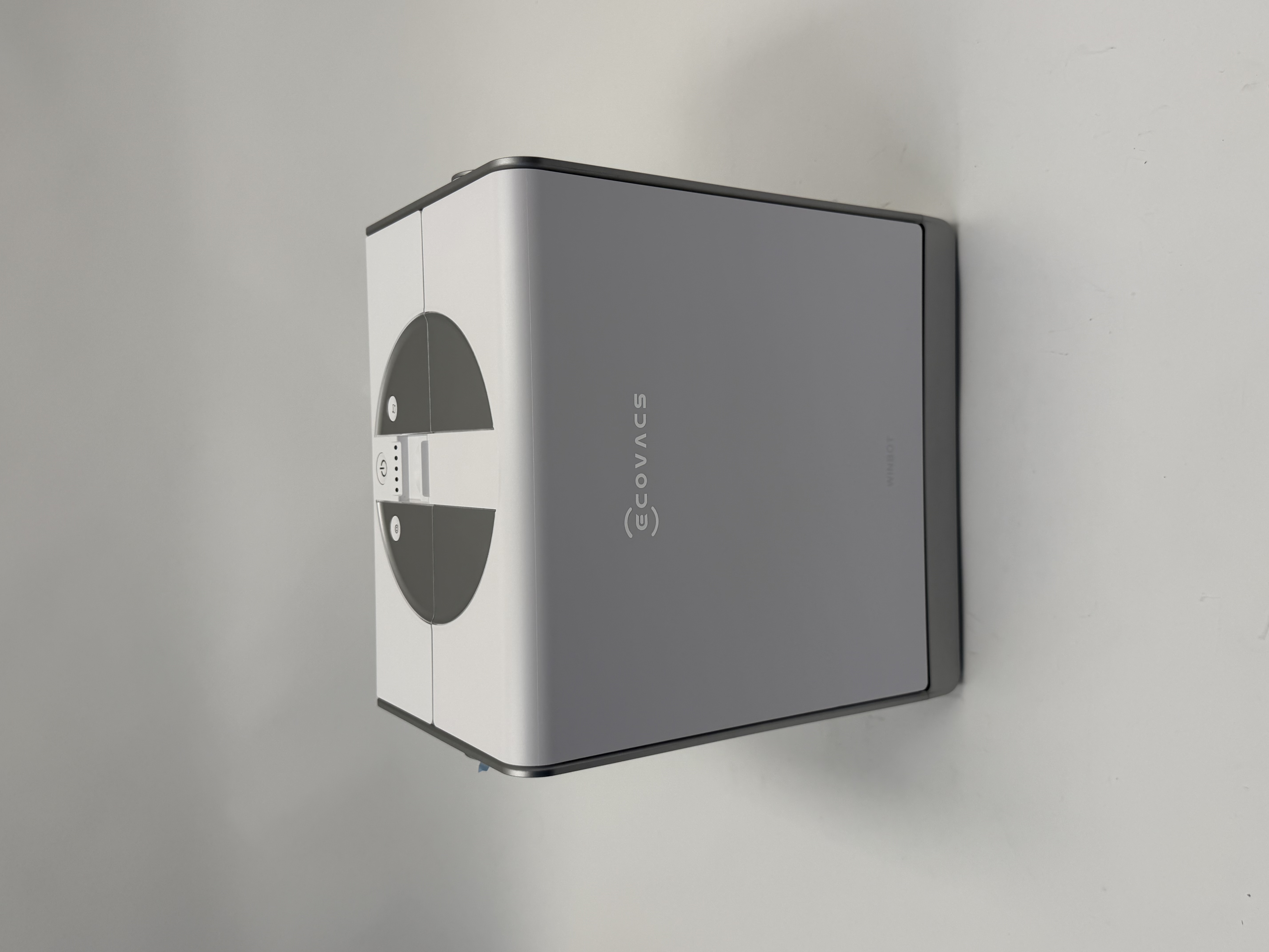 Ecovacs WINBOT W2 Pro Omni langų valymo robotas