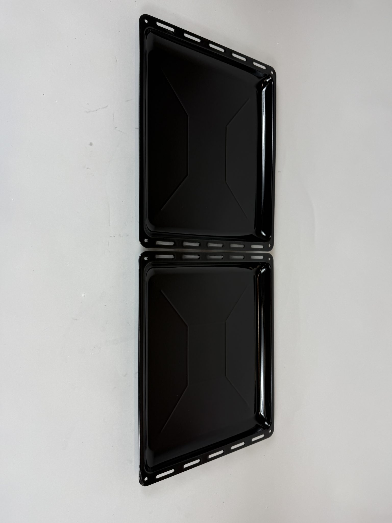 ICQN 44,5 x 37,5 cm 2vnt kepimo skarda