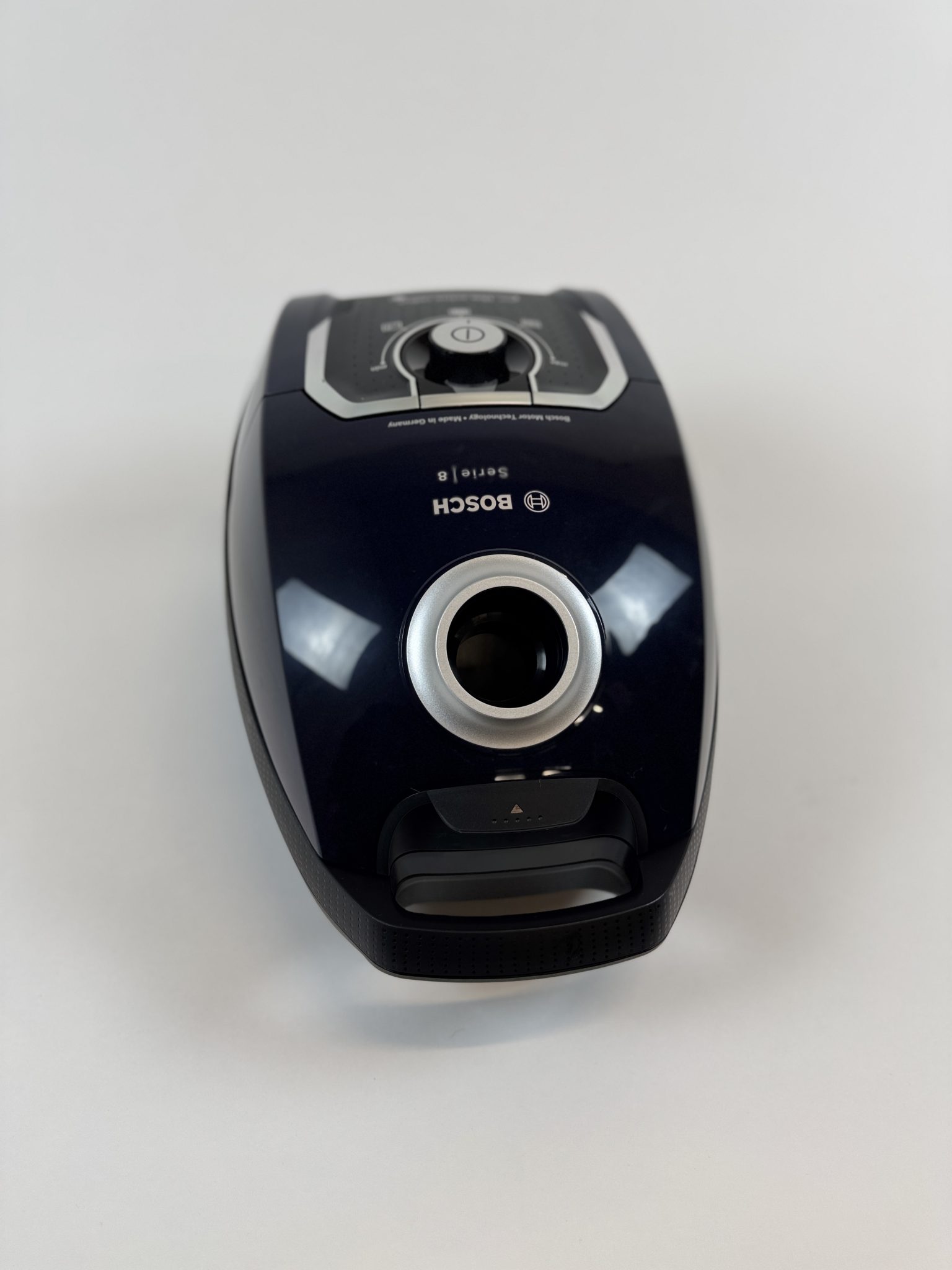 Bosch Serie 8 BGL8XPER dulkių siurblys