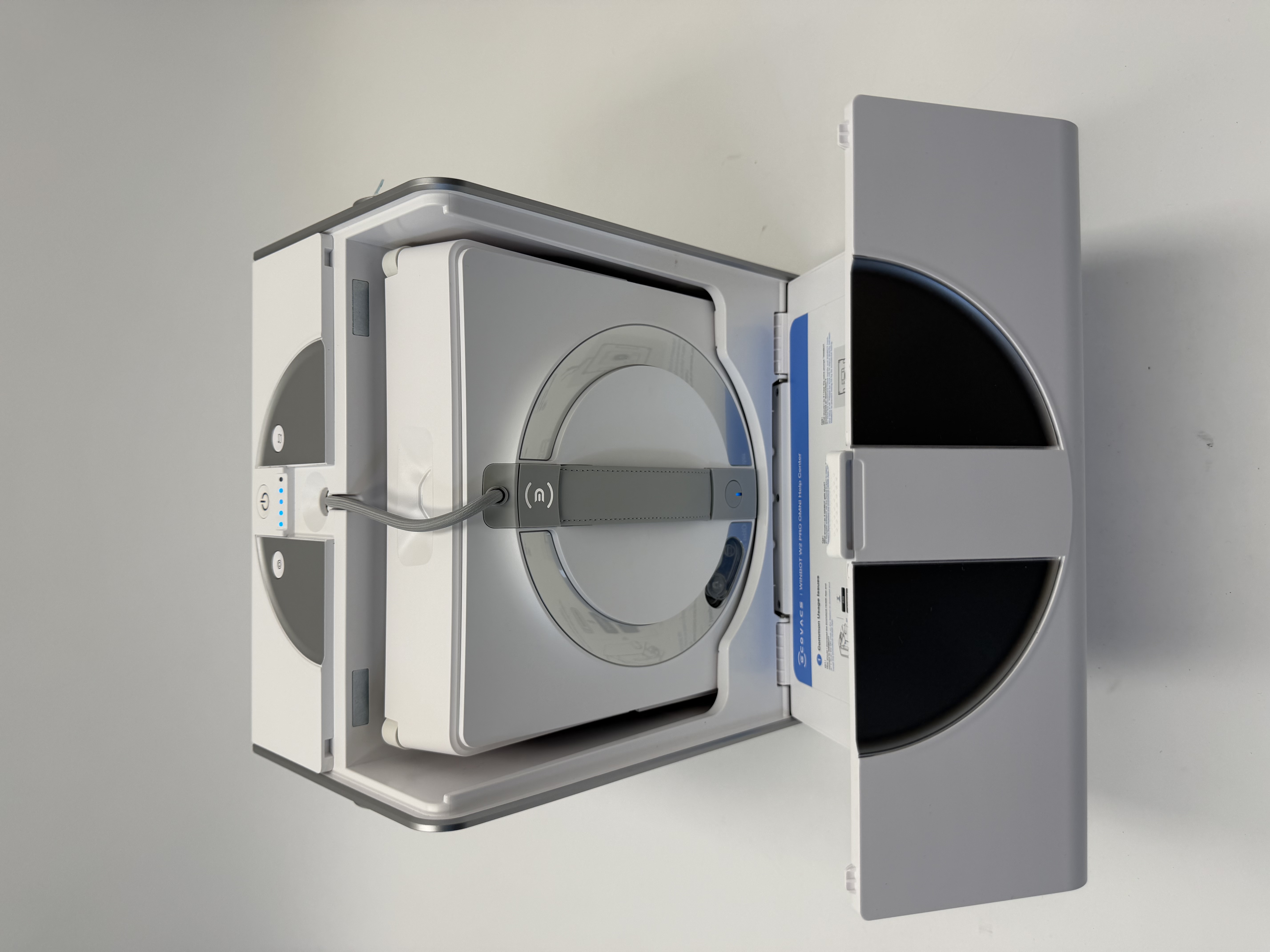 Ecovacs WINBOT W2 Pro Omni langų valymo robotas