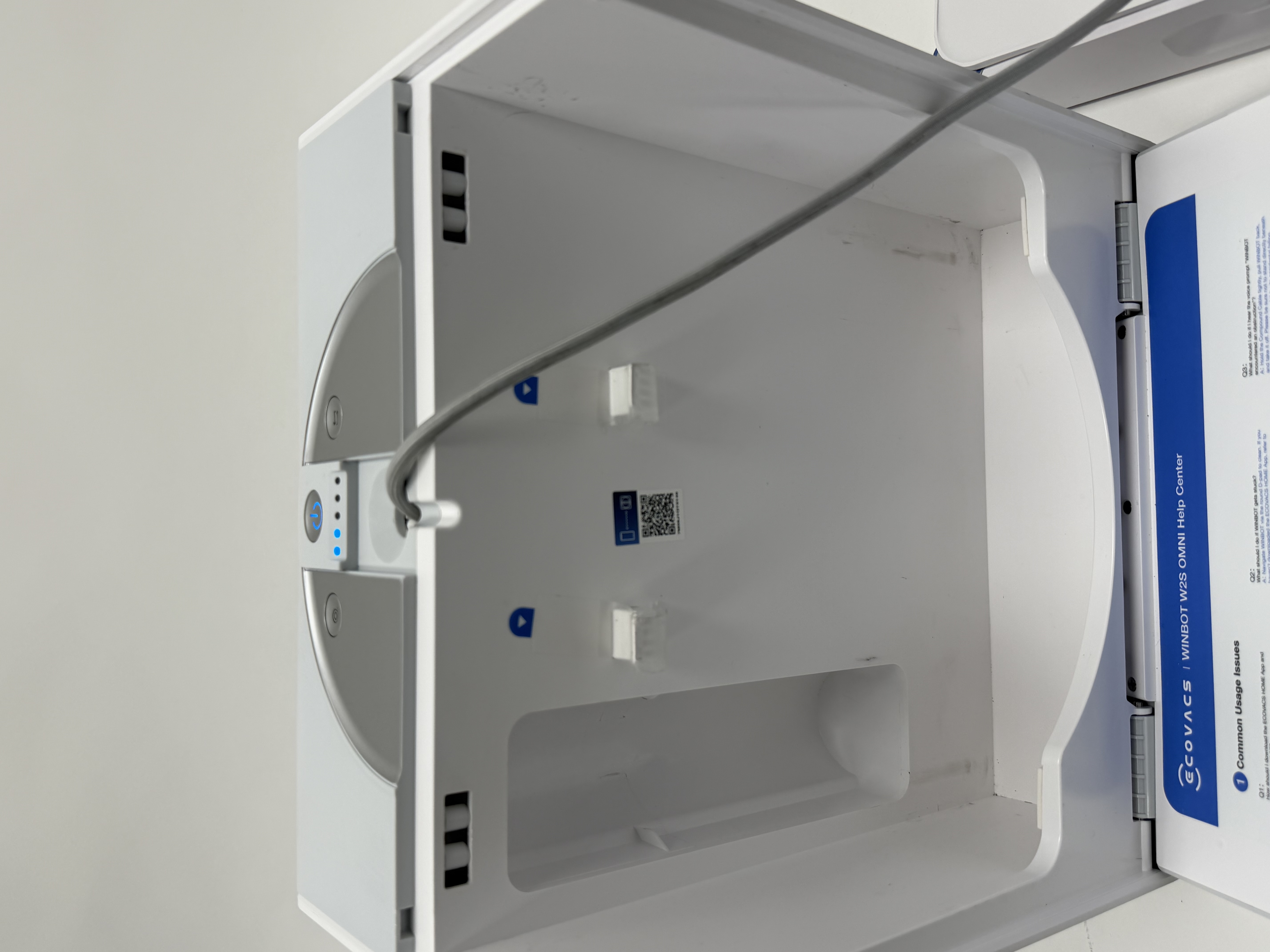 Ecovacs WINBOT W2S Omni langų valymo robotas