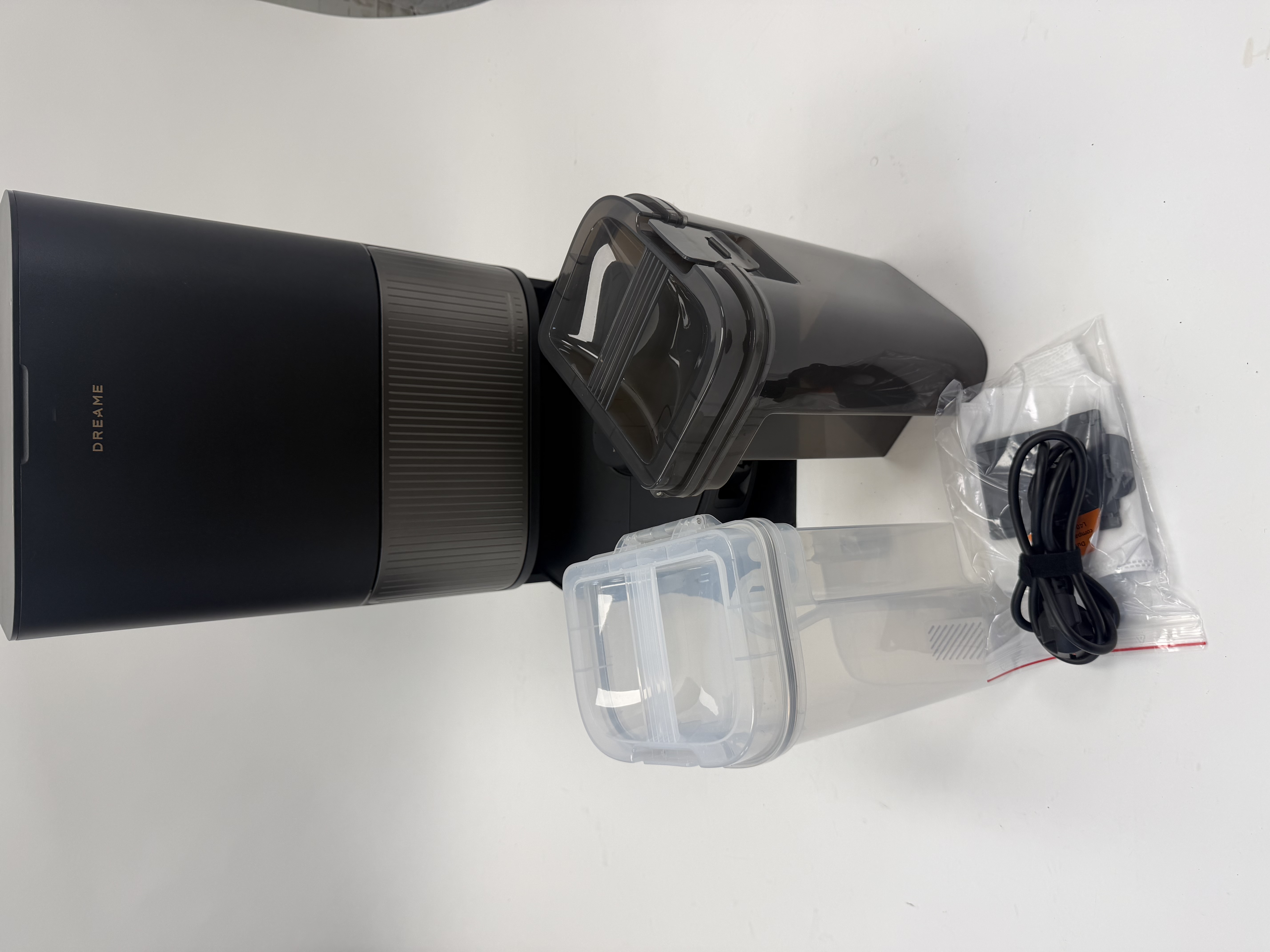 Dreame L40s Pro Ultra robotas siurblys