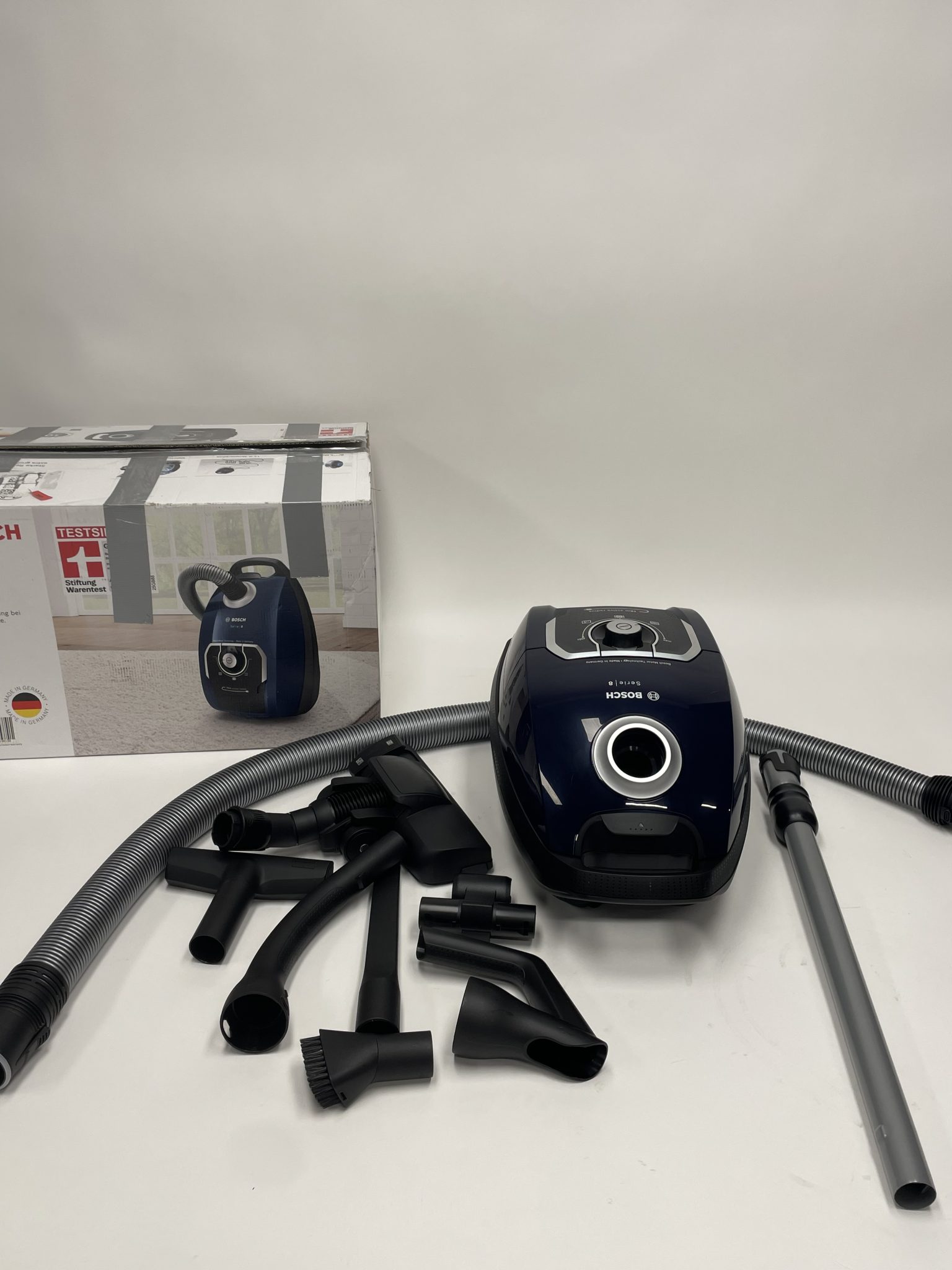 Bosch Serie 8 dulkių siurblys