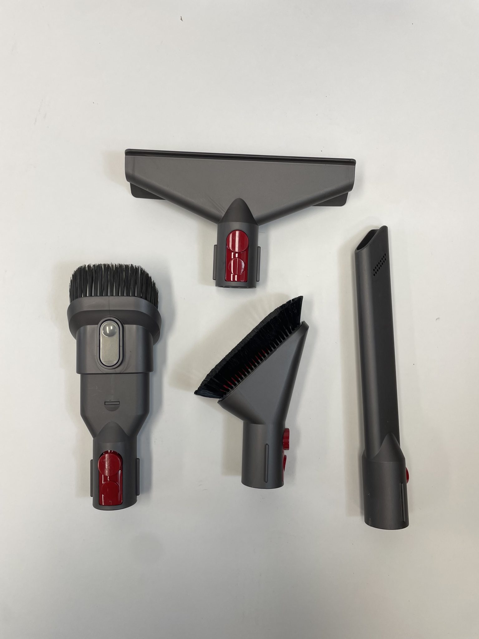 Dyson v8 Absolute dulkių siurblys