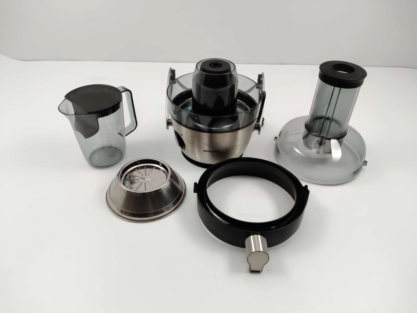 Philips centrifuginė sulčiaspaudė