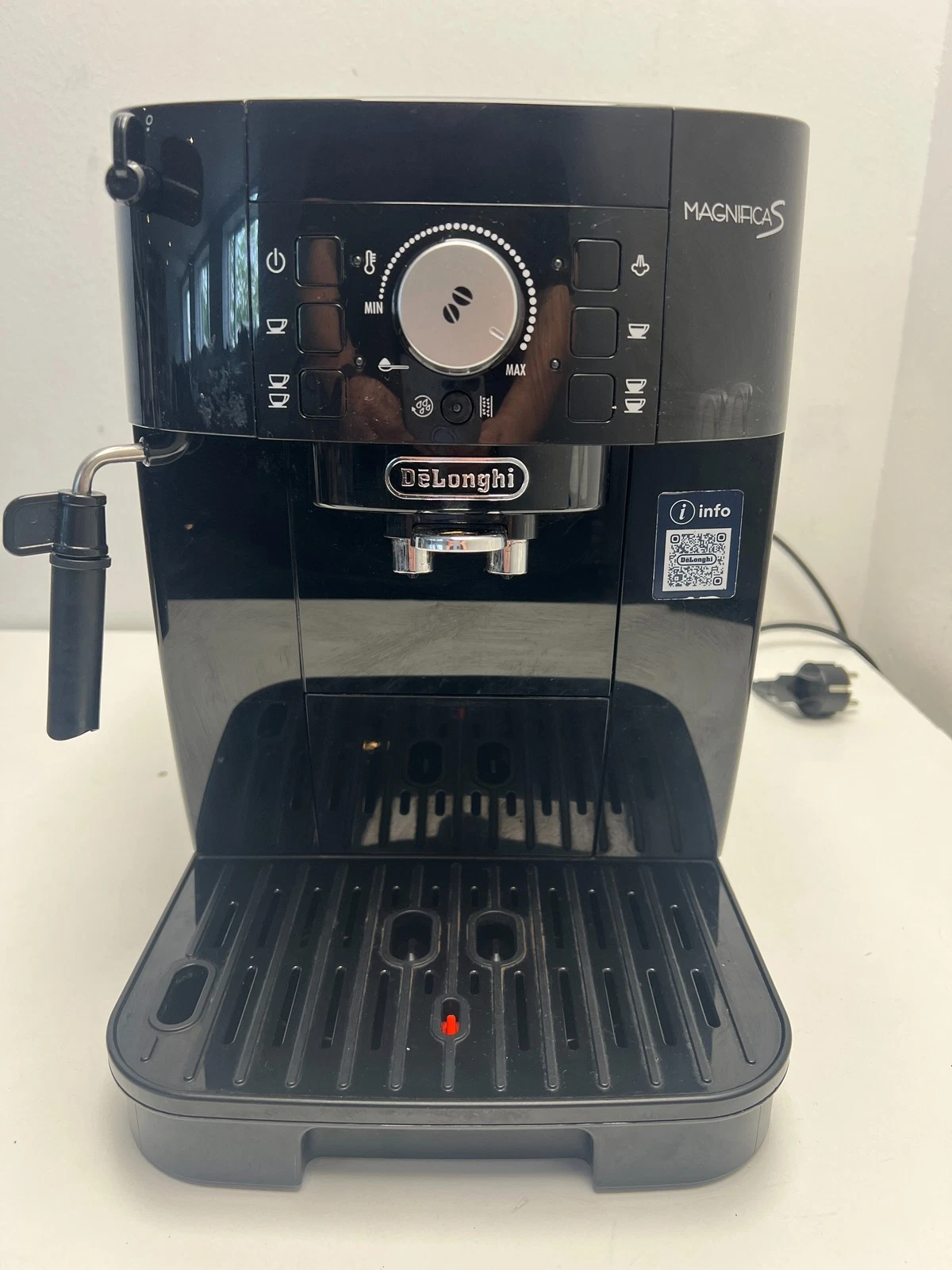 Delonghi kavos aparatas