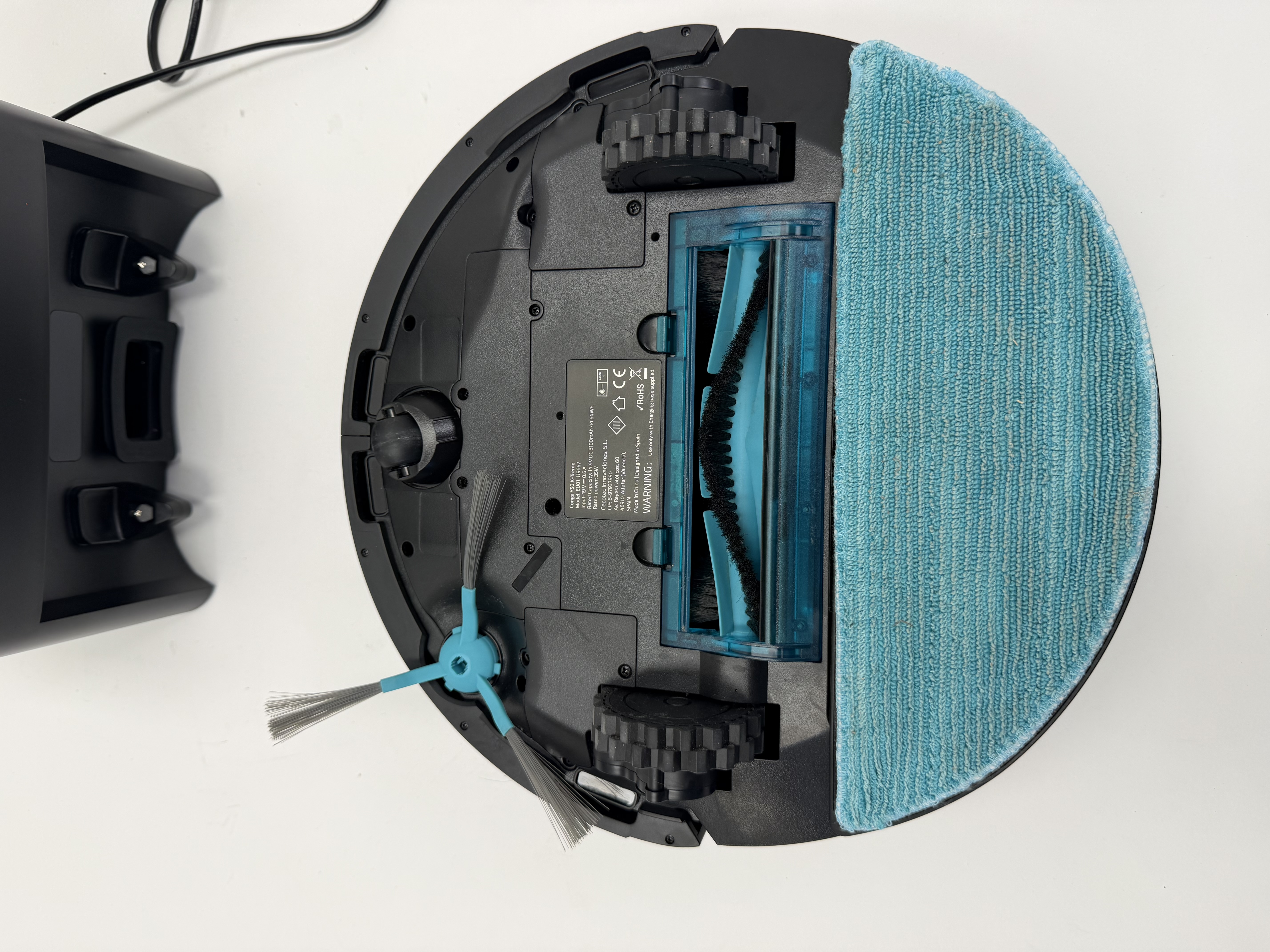 Cecotec Conga Y50 X-Treme plaunantis dulkių siurblys robotas