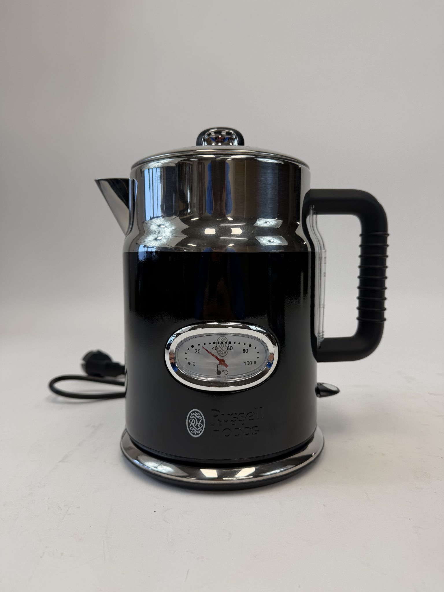 Russell Hobbs virdulys