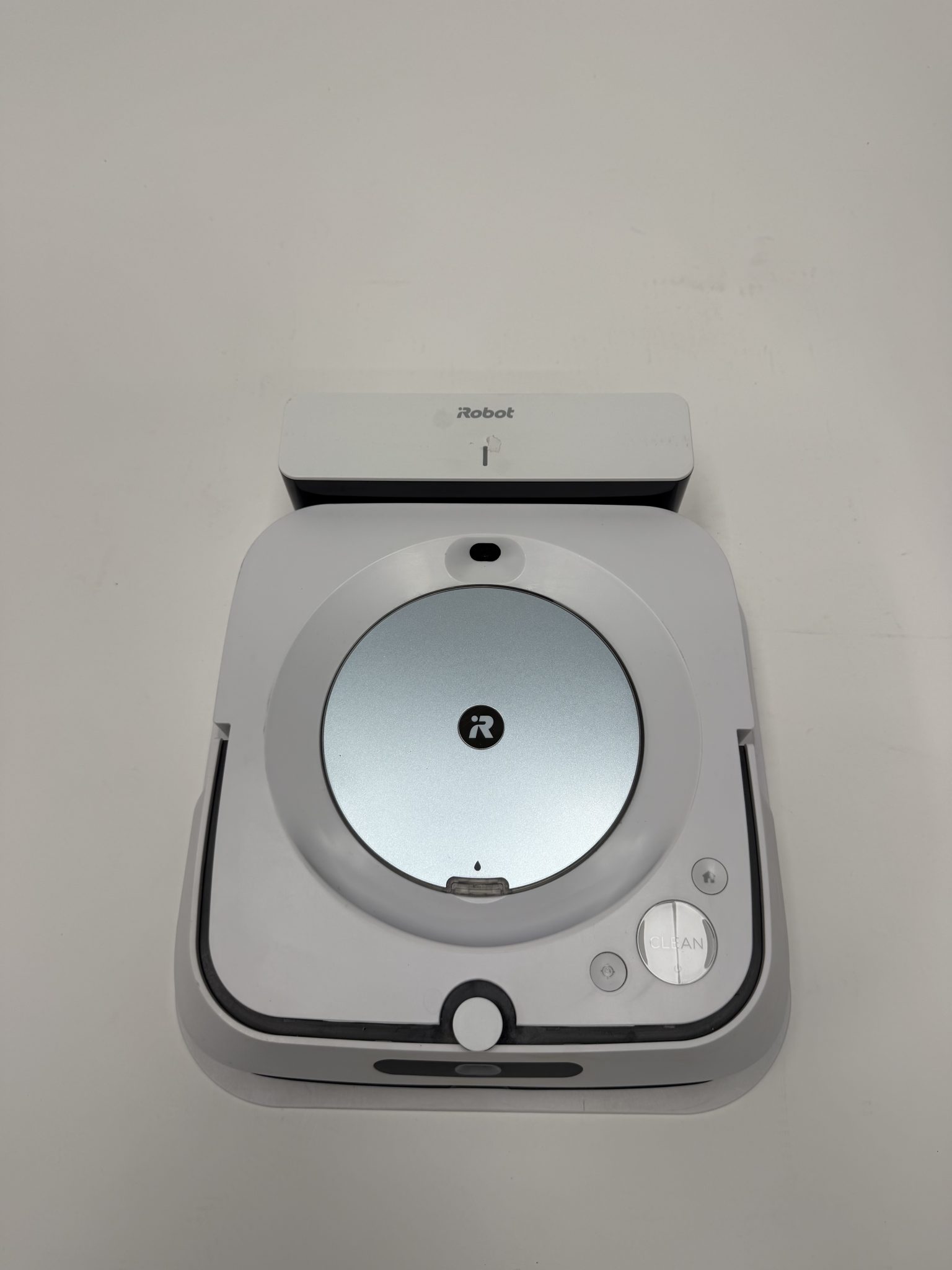 iRobot Braava Jet m6 grindų plovimo robotas