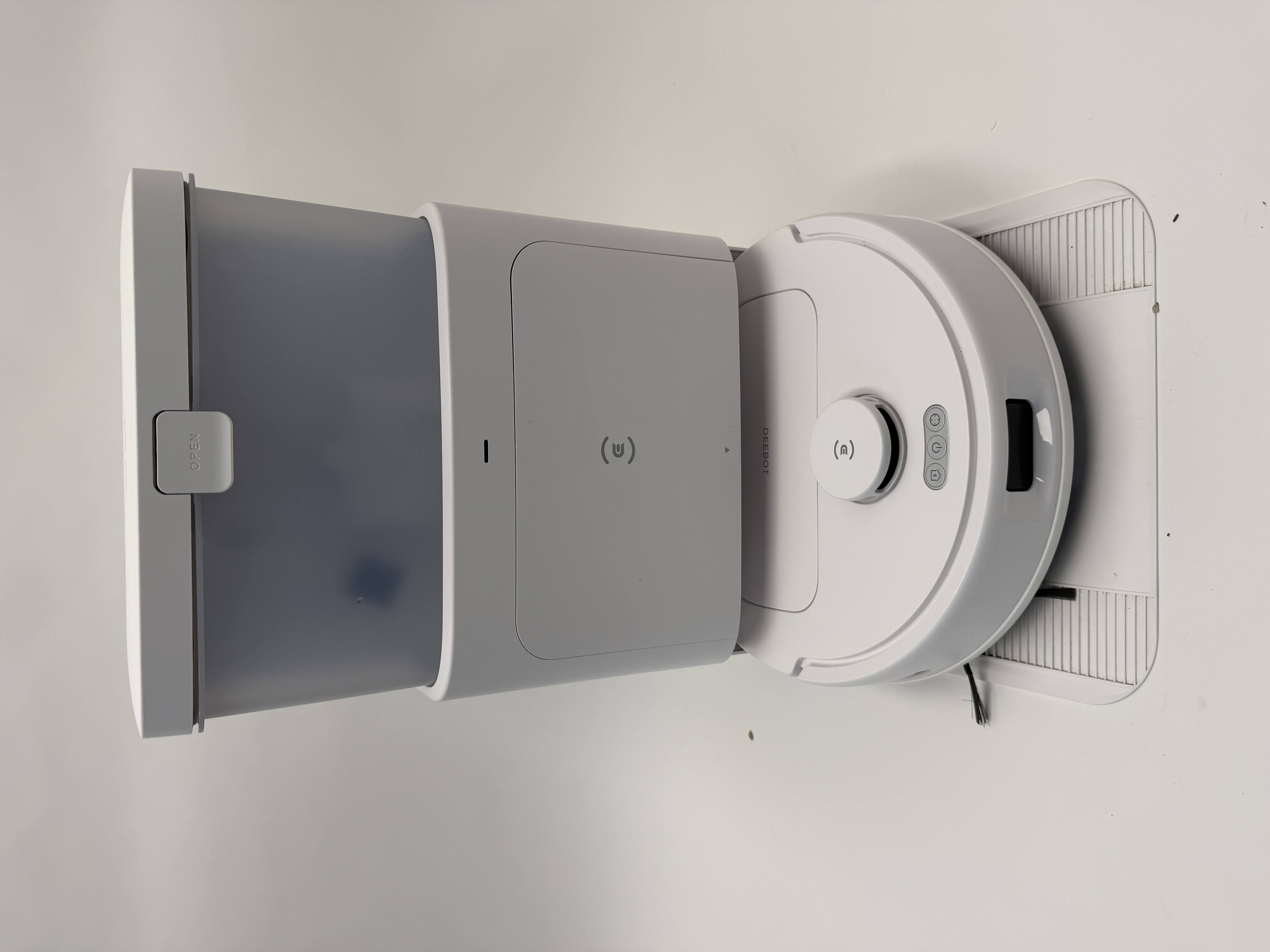 Ecovacs DEEBOT N30 PRO OMNI robotas siurblys