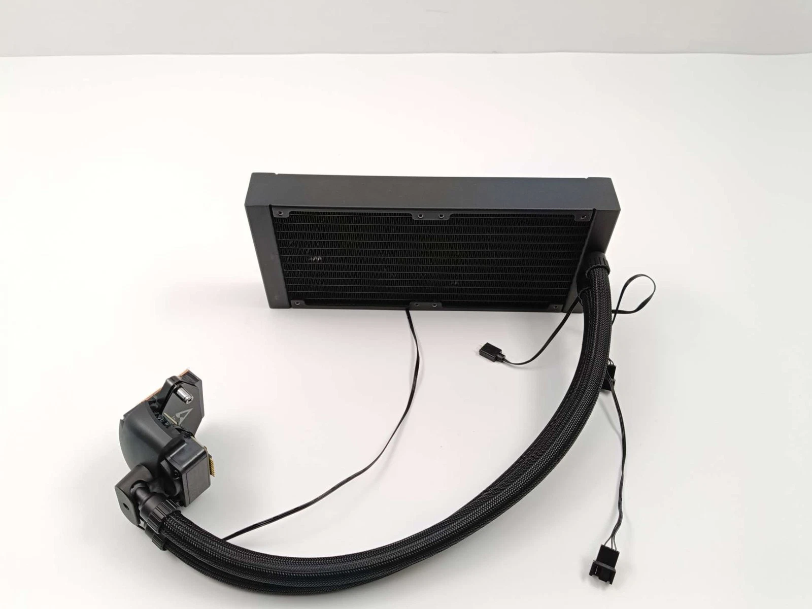 Cooler Master skysčio aušinimo sistema